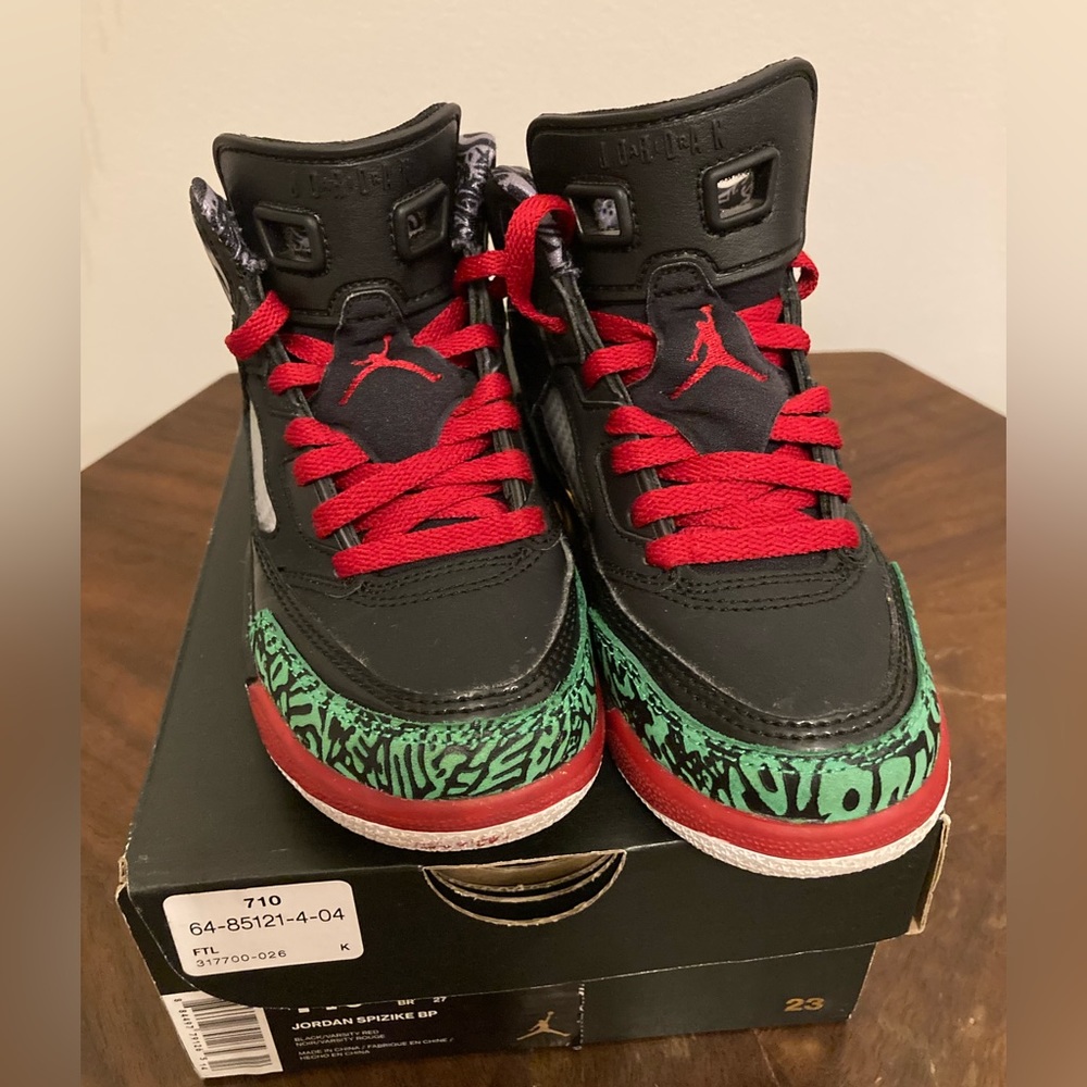 Jordan Spizike BP Gucci colorway rare size toddler 11c only worn couple of times